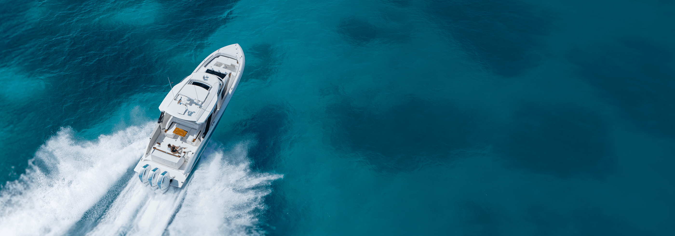 Aerial view of 46 LS with trailing wake